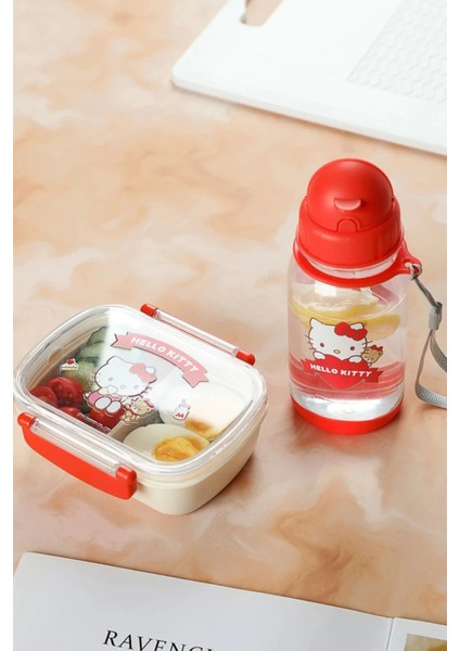 Sanrio Lisanslı Plastik Yemek Kabı ve Suluk Seti - Hello Kitty fırsatları