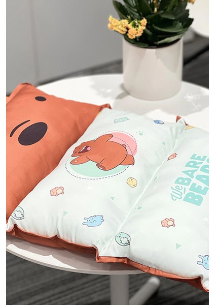 We Bare Bears Lisanslı Katlanabilir Şekerleme Yastığı - Boz Ayı
