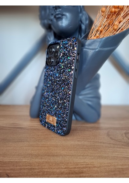 iPhone 14 Pro Max Uyumlu Simli Taşlı Kamera Çıkıntılı Içi Kadife Lüks Kılıf fırsatları