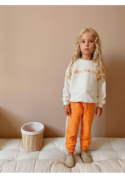Kız Çocuk Pamuklu Kumaş Yazı Detaylı Alt Üst Takım