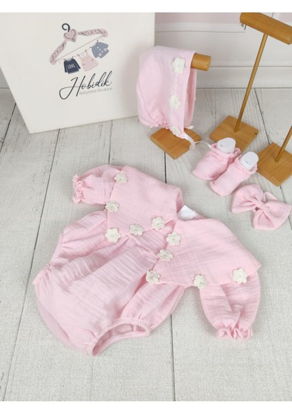 Hobidik Baby Çiçek Detaylı Yakalı Çift Kat Müslin Açık Pembe Romper Tulum Set