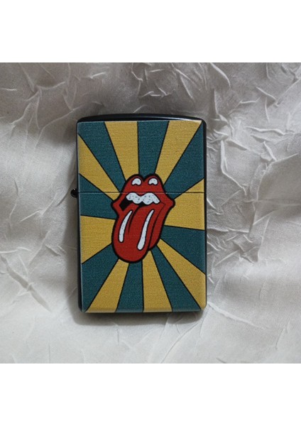 Retro Popüler Benzinli Çakmak - Dil Çıkaran Dudak