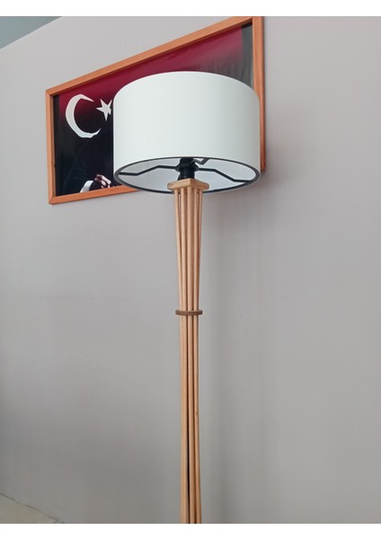 Ahşap Lambader