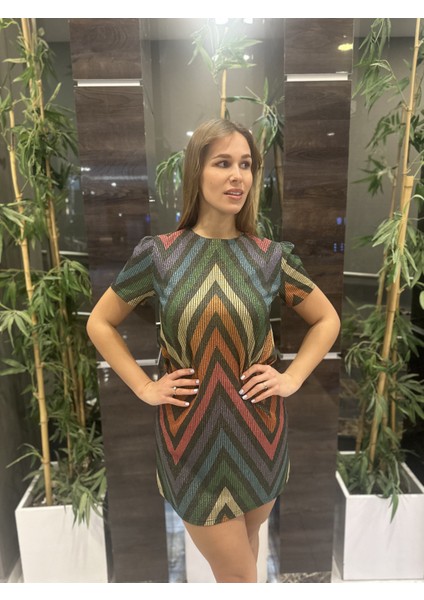 Zigzag Desenli Simli Mini Örme Elbise fiyatları
