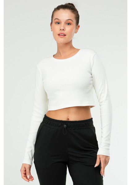 Ekru Slim Fit Pamuklu O Yaka Crop Top Kaşkorse Kadın Tişört SF-0760