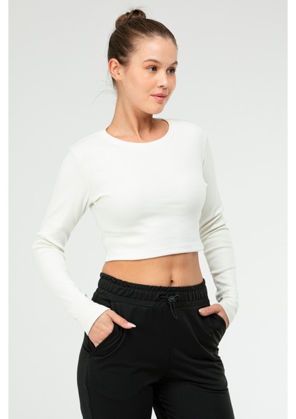 Ekru Slim Fit Pamuklu O Yaka Crop Top Kaşkorse Kadın Tişört SF-0760