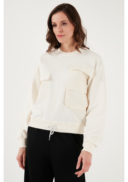 Pamuk Karışımlı Regular Fit Bisiklet Yaka Cepli Sweat Bayan Sweat 24K0102K1 modelleri