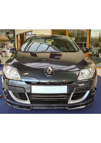 Renault Megane 3 Servis Modeli Ön Ek Mat Siyah Plastik Karlık