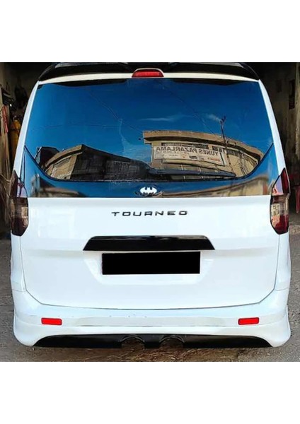 Ford Tourneo Courier R32 Arka Ek Mat Siyah Plastik Karlık
