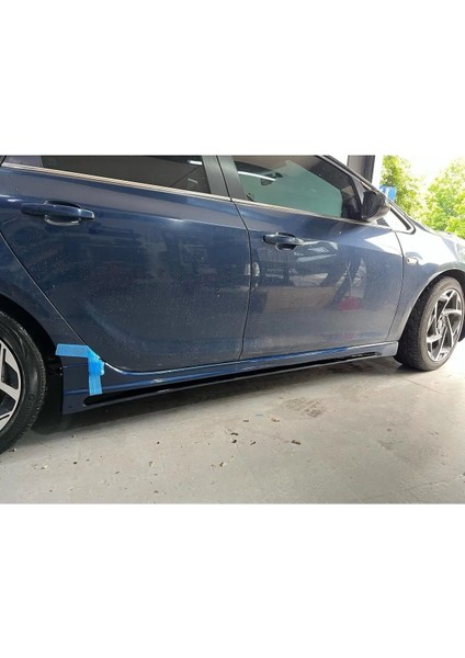 Opel Astra J Rieger Yan Marşpiyel Seti Mat Siyah Plastik 2 Adet