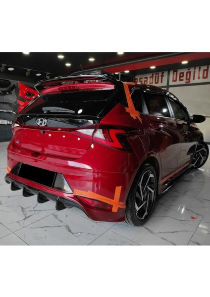 Hyundai I20 Arka Ek Mat Siyah Plastik Karlık 2019+