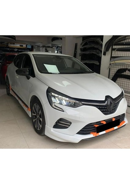 Renault Clio 5 Ön Ek Mat Siyah Plastik Karlık