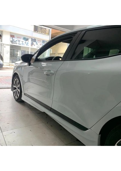 Renault Clio 5 Custom Yan Marşpiyel Seti Mat Siyah Plastik 2 Adet