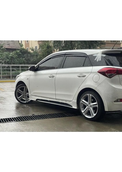 Hyundai I20 Custom Yan Marşpiyel Seti Mat Siyah Plastik 2 Adet