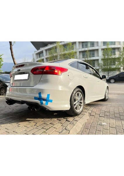 Ford Focus 3 Sedan Arka Ek Mat Siyah Plastik Karlık Makyajlı Kasa - Makyajsız fiyatları
