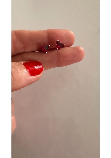 Işıltılı Kırmızı Kalp Çivi Küpe fırsatları