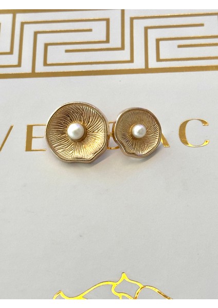 Ortası Incili Istiridye Model Gold Metal Düğme Seti fiyatları