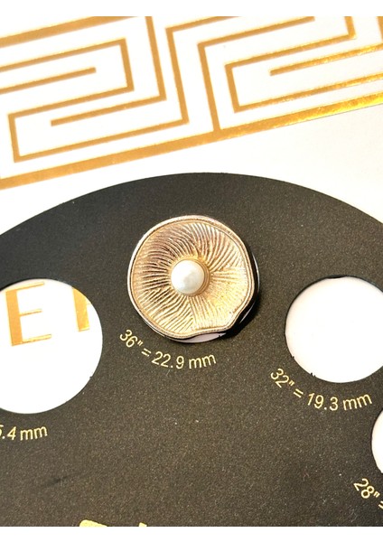 Ortası Incili Istiridye Model Gold Metal Düğme Seti fırsatları