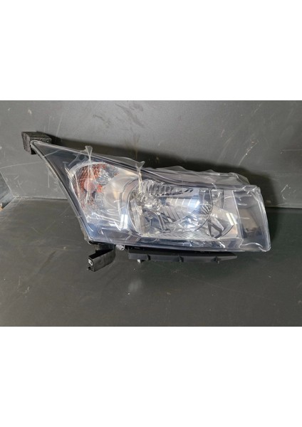 Chevrolet Cruze Sağ Ön Far Sıfır 2009-2012 fiyatları