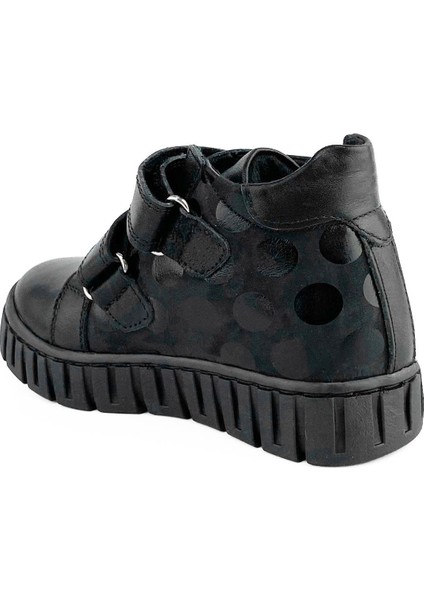 Hakiki Deri Siyah Puantiyeli Kız Çocuk Bot modelleri