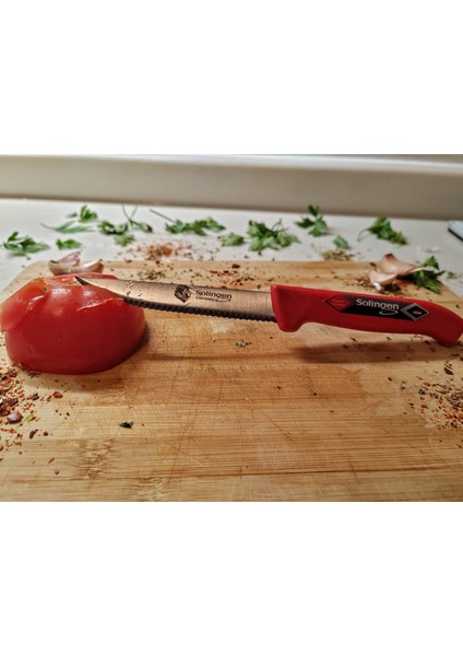 Kırmızı Domates Bıçağı