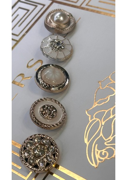 B.e.y.m.e.n Model Beyaz Mine ve Taş Detaylı Metalize(Plastik) Kombin Düğme Seti