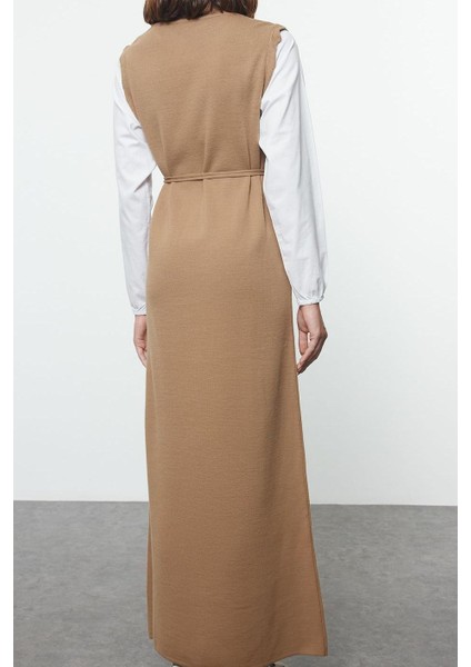 Kadın Tesettür Maxi Boy Regular Bej Kolları Dokuma Parça Detaylı Beli Bağlamalı Triko Elbise indirimleri