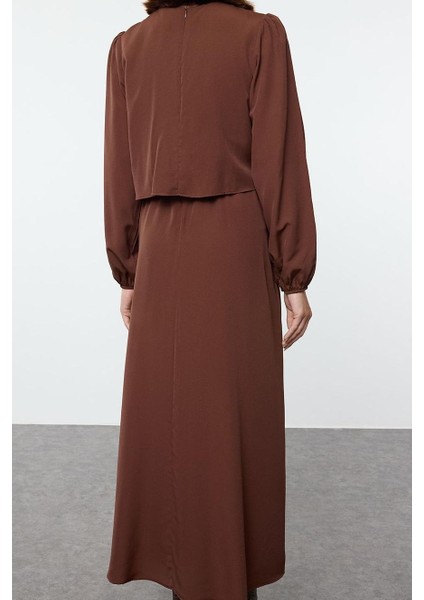 Kadın Moda Şık Tesettür Uzun Bisiklet Yaka Fitted Peplum Detaylı Dokuma Elbise indirimleri