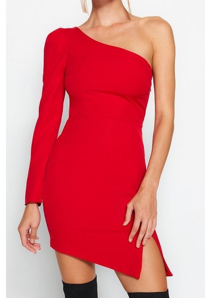Kadın Moda Şık Mini Boy Asimetrik Yaka Fitted Vücudu Oturan Dokuma Kısa Elbise