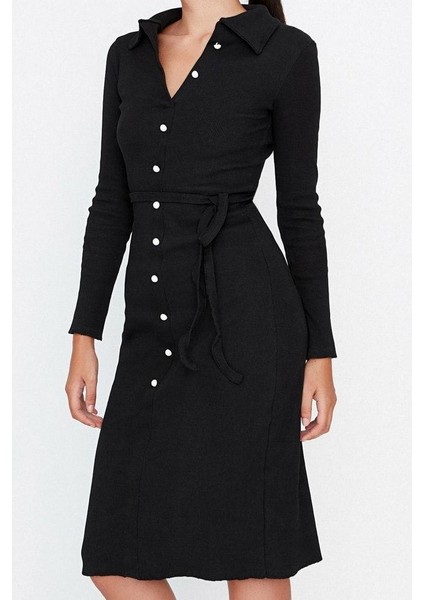 Kadın Moda Şık Midi Boy Gömlek Yaka Slim Vücuda Oturan Polo Yaka Fitilli Düğmeli Esnek Örme Elbise modelleri