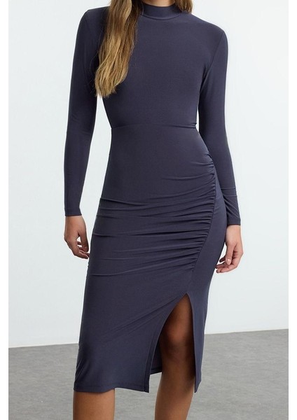 Kadın Moda Midi Boy Dik Yaka Slim Düz Drape Detaylı Yırtmaçlı Fitted Vücuda Oturan Esnek Örme Elbise