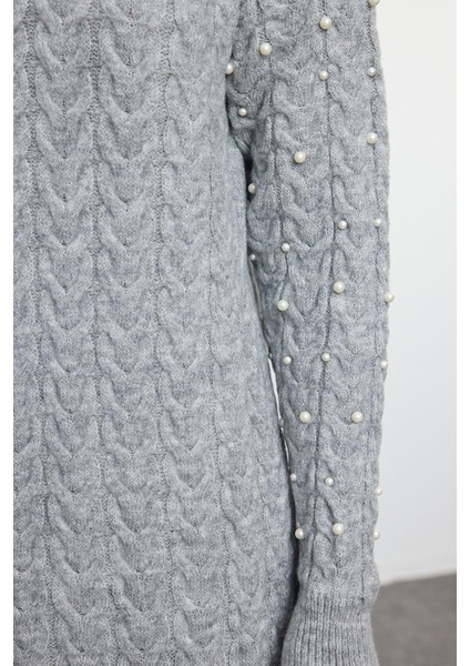 Kadın Moda Şık Tesettür Maxi Boy Bisiklet Yaka Regular Saç Örgülü Inci Aksesuarlı Triko Elbise fırsatları