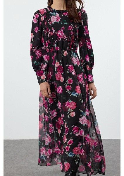 Kadın Moda Şık Tesettür Uzun Bisiklet Yaka Regular Çiçek Desenli Fırfırlı Dokuma Elbise