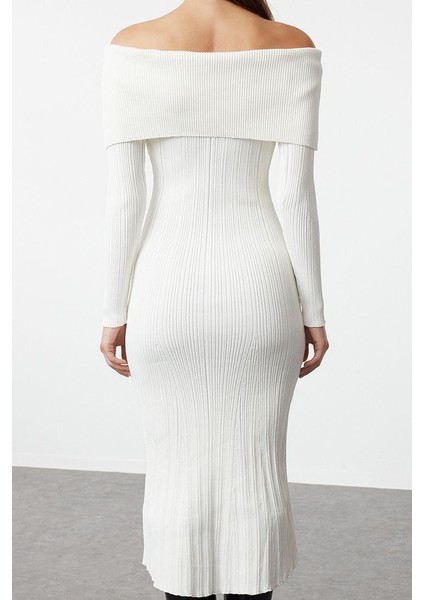 Kadın Moda Şık Midi Boy Carmen Yaka Regular Triko Basic Elbise