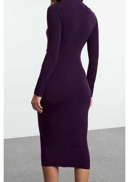 Kadın Moda Şık Midi Boy Dik Yaka Slim Cut Out Detaylı Fitted Vücuda Oturan Esnek Örme Elbise