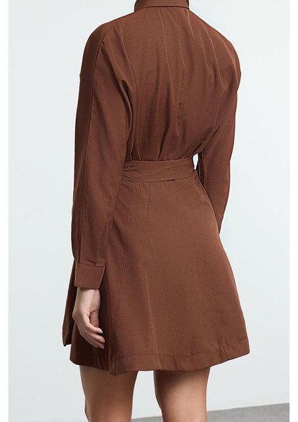 Kadın Moda Şık Mini Boy Gömlek Yaka Regular Eteği Belden Açılan Dokuma Gömlek Elbise