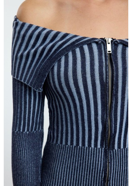 Kadın Moda Şık Mini Boy Devrik Yaka Slim Triko Premium Iplik Özel Iplik Yıkama Efektli Elbise fırsatları