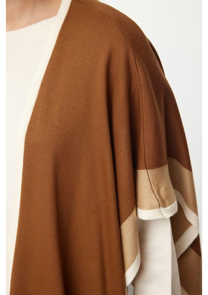 Kadın Moda Şık Regular Boy Bisiklet Yaka Regular Triko Basic Atkılı Elbise fırsatları