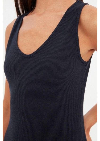 Kadın Moda Şık Midi Boy V Yaka Regular Fitilli A-Line Örme Elbise