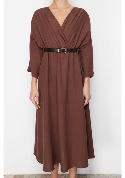 Kadın Moda Şık Midi Boy Kruvaze Regular Kemerli A-Line Yakalı Aerobin Dokuma Elbise