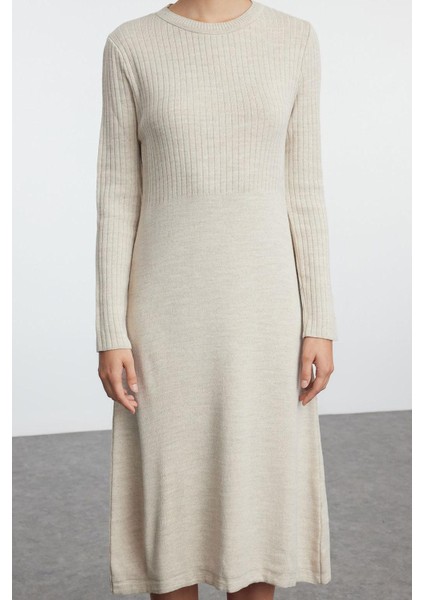 Kadın Moda Şık Midi Boy Dik Yaka Oversize Geniş Kalıp Triko Süveterli Elbise