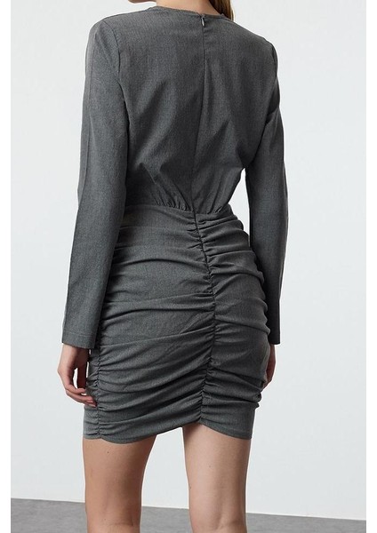 Kadın Moda Şık Mini Boy V Yaka Regular Vücudu Saran Drape Detaylı Dokuma Elbise