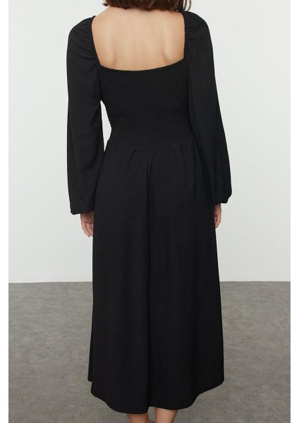 Kadın Moda Midi Boy Kare Yaka Slim Büzgü Drape Detaylı Uzun Kollu Bürümcük Dokulu Kumaş Örme Elbise fırsatları