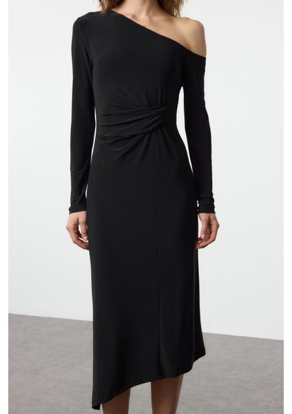 Kadın Maxi Boy Asimetrik Yaka Slim Limited Editon Omzu Açık Vücuda Oturan Drapeli Esnek Örme Elbise indirimleri