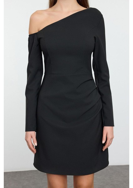 Kadın Moda Şık Mini Boy Asimetrik Yaka Regular Dokuma Elbise