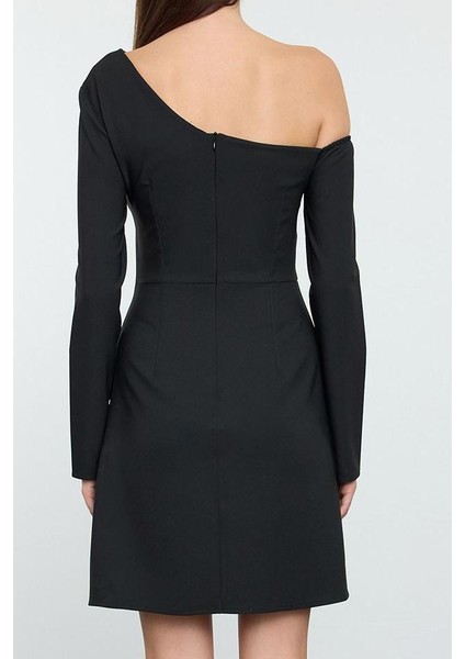 Kadın Moda Şık Mini Boy Asimetrik Yaka Regular Dokuma Elbise indirimleri