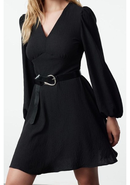 Kadın Moda Şık Mini Boy V Yaka Regular A Kesim Balon Kol Detaylı Dokuma Elbise fiyatları