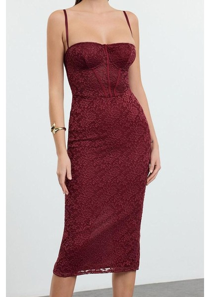 Moda Stil Fitted Kalp Yaka Midi Boy Bordo Örme Astarlı Dantel Elbise