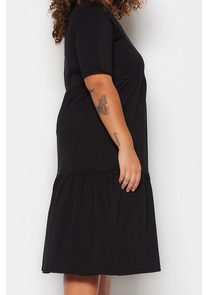 Moda Stil Relaxed Bisiklet Yaka Midi Boy Büyük Beden Volanlı %100 Pamuk Örme Elbise