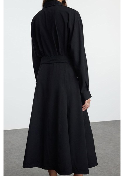 Moda Stil Regular Gömlek Yaka Midi Boy Kuşaklı Çizgili Dokuma Gömlek Elbise
